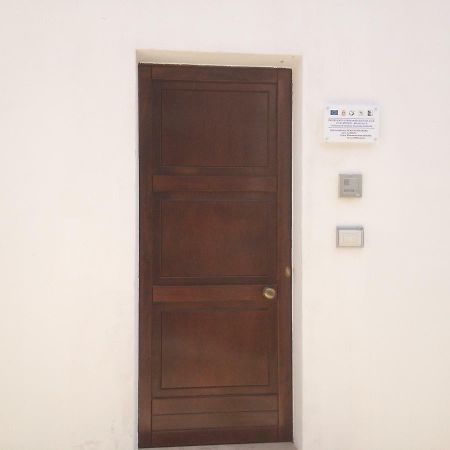 לינה וארוחת בוקר לטרצה Il Terrazzino מראה חיצוני תמונה